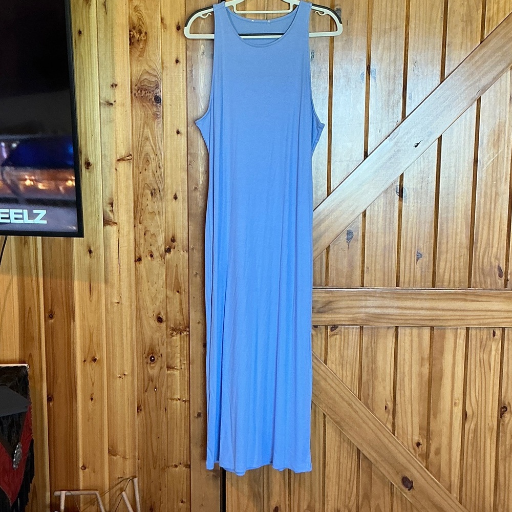 Elegant Blue Sleeveless Dress